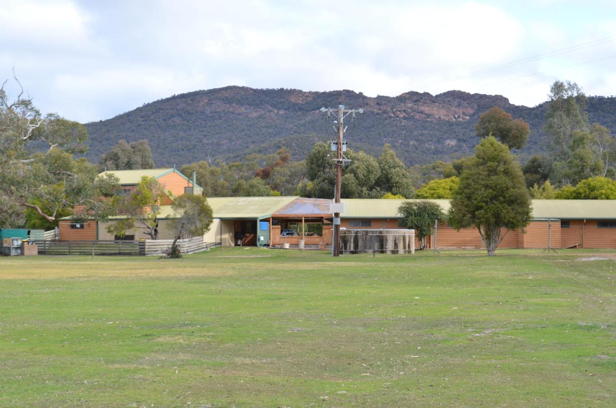 Mountain View Motor Inn&Holiday alojamientos Halls Gap Exterior foto